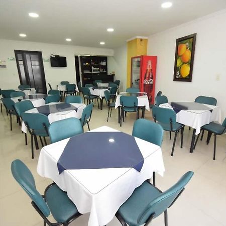 Hotel Zafiro Plaza Tunja Exteriör bild