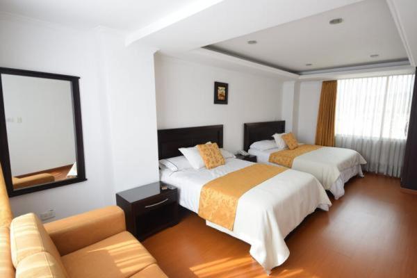 Hotel Zafiro Plaza Tunja Exteriör bild